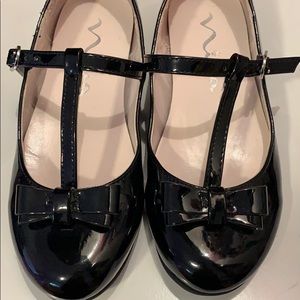 Girls patent leather Mary Janes